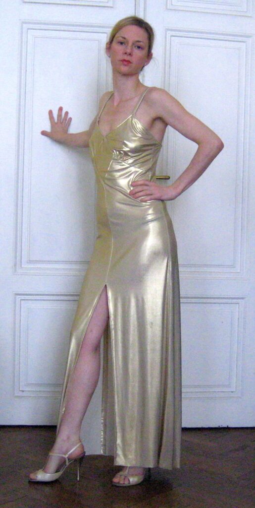 Goldenes Metallic Abendkleid