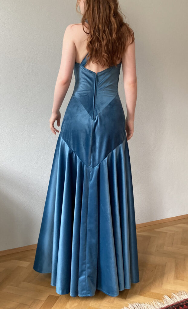 Abendkleid in petrol